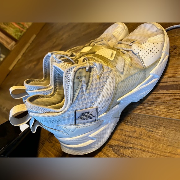 Jordan Why Not Zero 3 White: size 9 - Picture 4 of 6